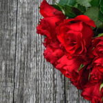 赤の花束は40代女性に喜んでもらえるプレゼント！贈り物に人気の花束特集